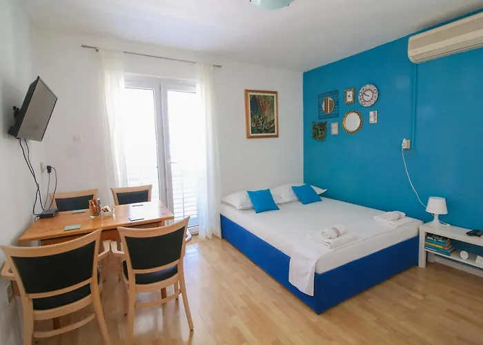 Apartment Bili-Sea View Apartment In The Center