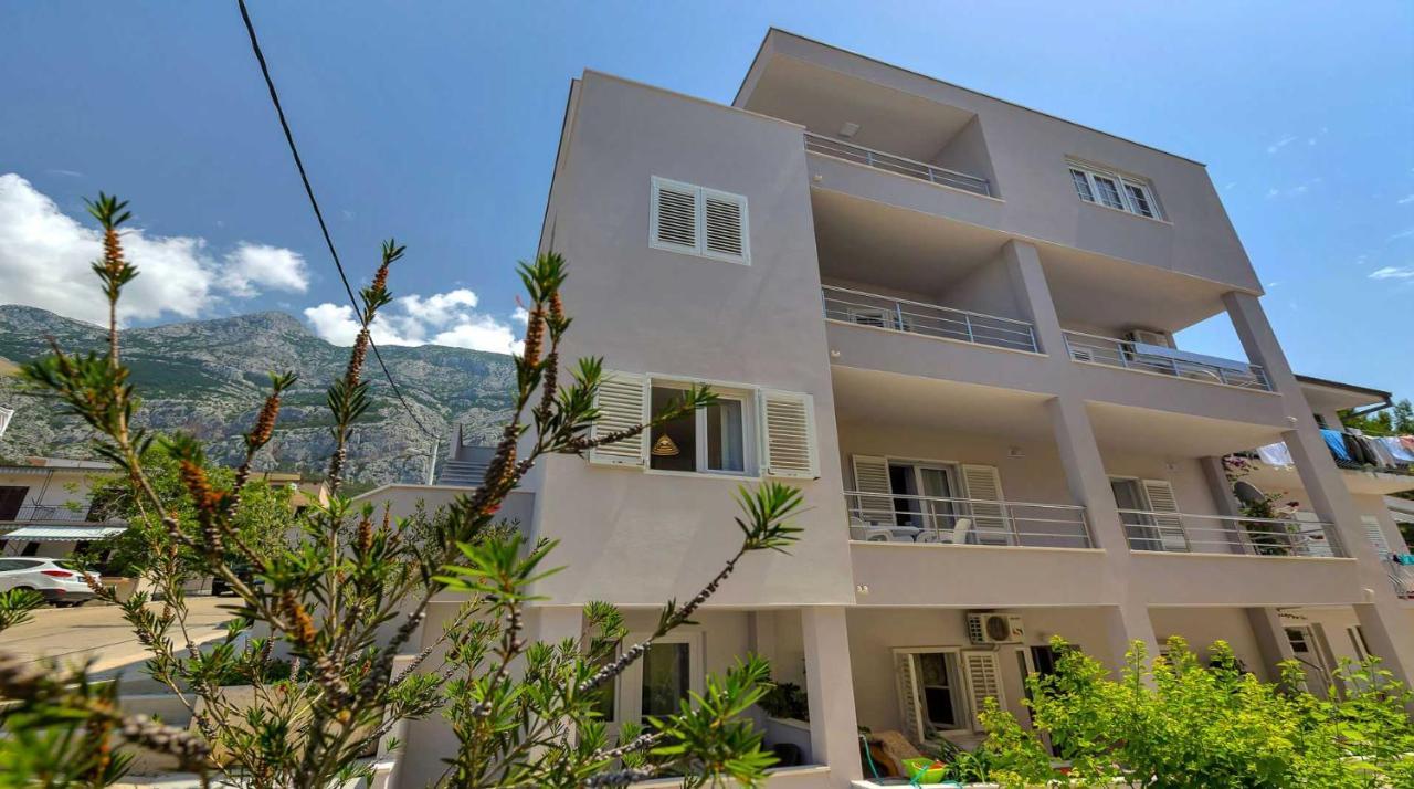 Bili-sea View In The Center Apartment Makarska